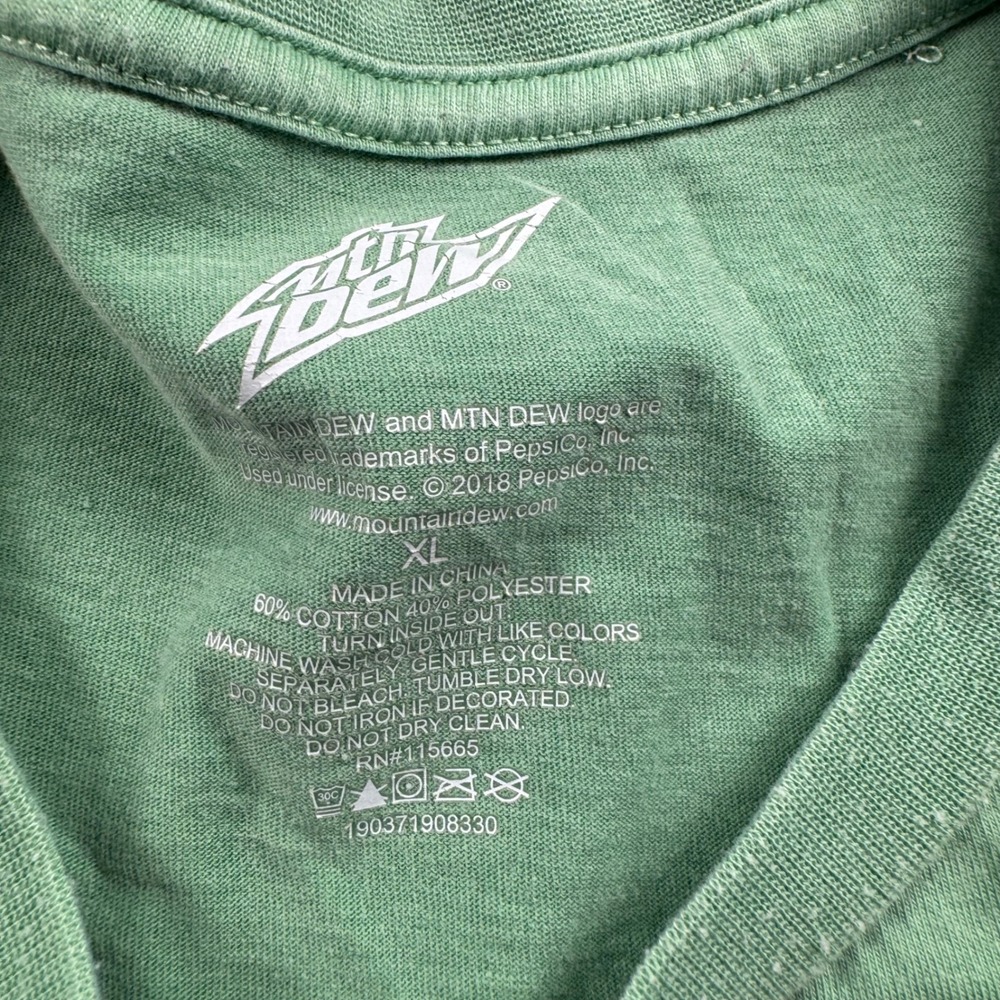 Mountain Dew Mens XL Green Graphic T-Shirt Do The Dew Vintage Style Logo 2018 - Picture 6 of 7